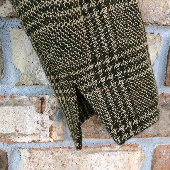 Jones New York 2PC Tan Green Tweed Plaid 3 Buttons Jacket Pleated Detail Skirt 6 - Picture 7 of 16